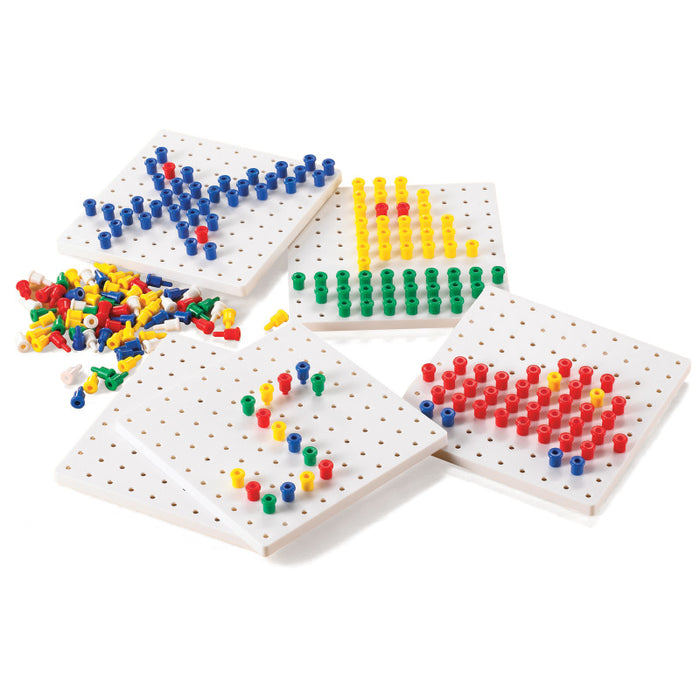 edxeducation CTU39470 Pegs & Pegboards Set