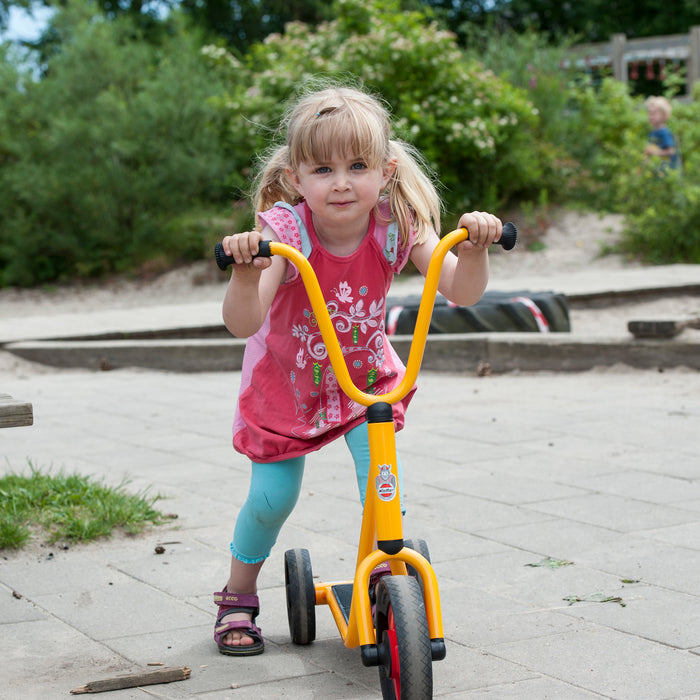 Winther WIN588 3 Wheel Scooter